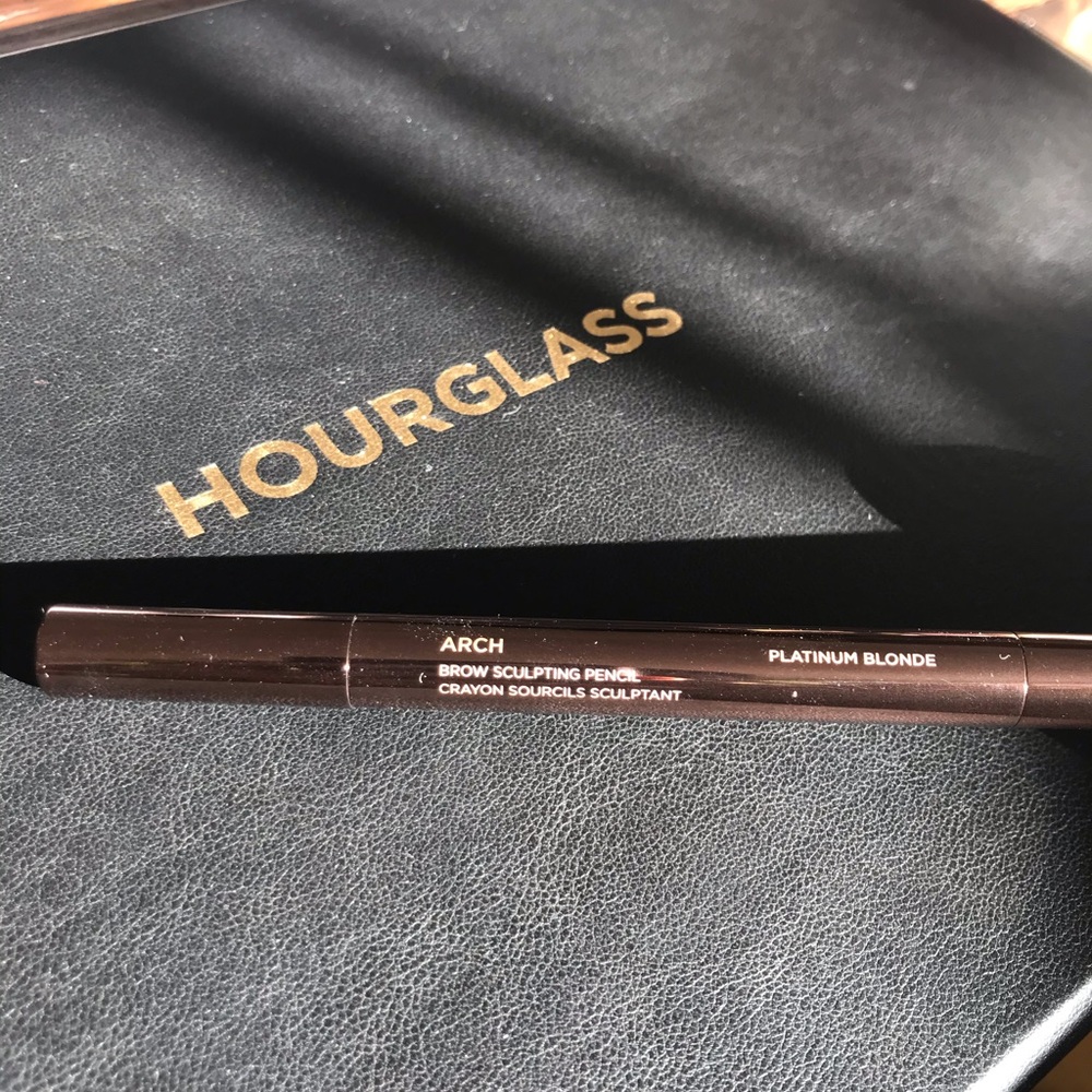 Hourglass brow sculpting pencil - platinum blonde